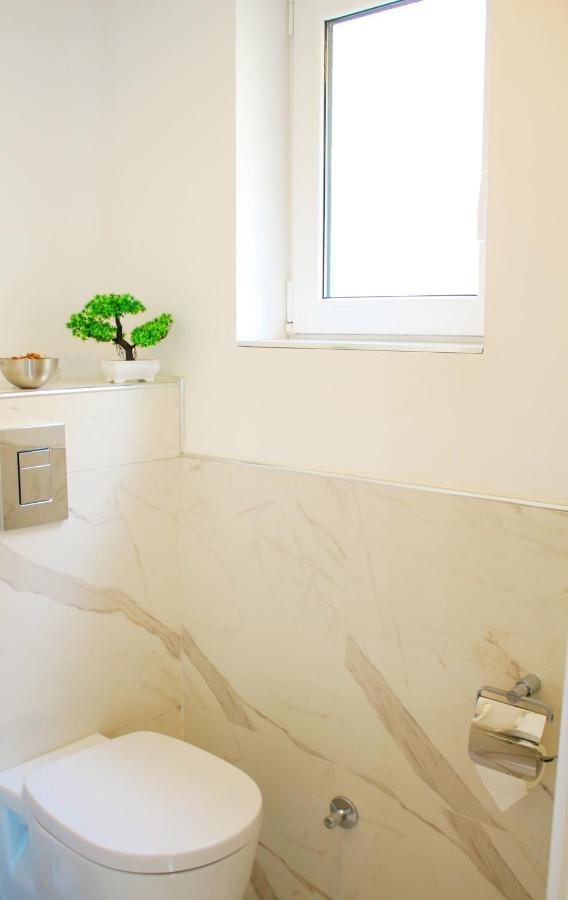 Lumiere Luxe Suites Belgrád Kültér fotó