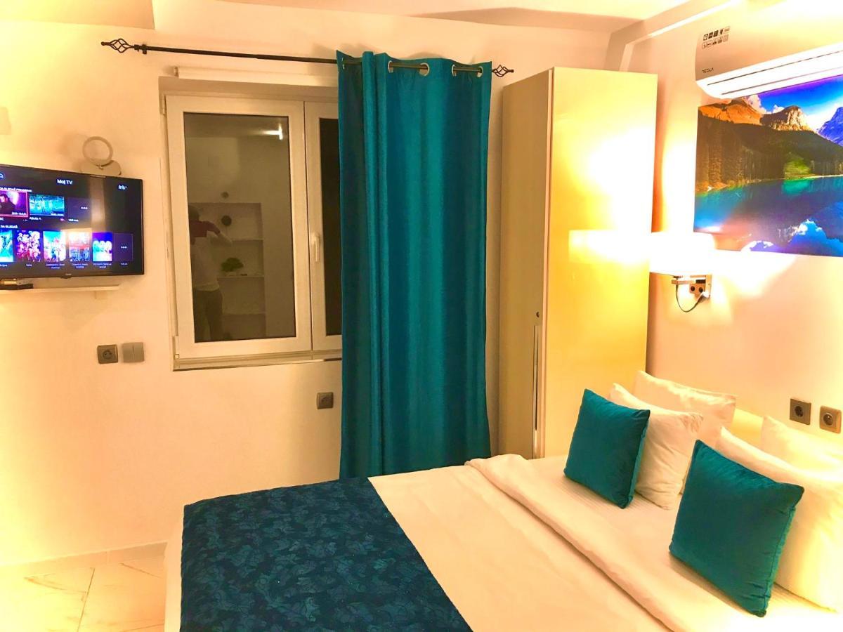 Lumiere Luxe Suites Belgrád Kültér fotó