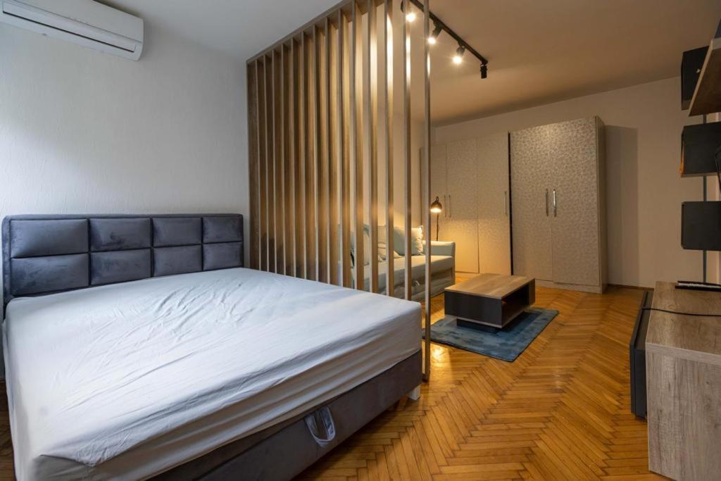 Lumiere Luxe Suites Belgrád Kültér fotó